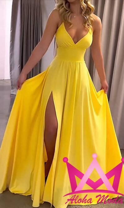 Vestido amarillo de noche con vuelo