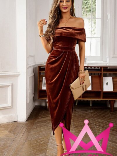 Vestido de terciopelo hombros descubiertos