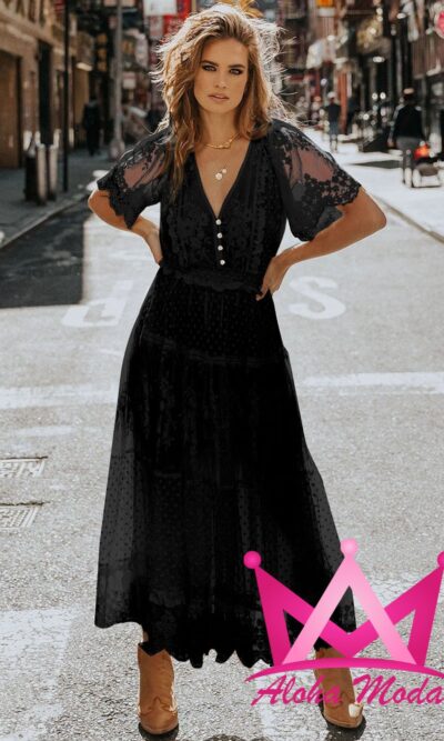 Vestido negro de encaje